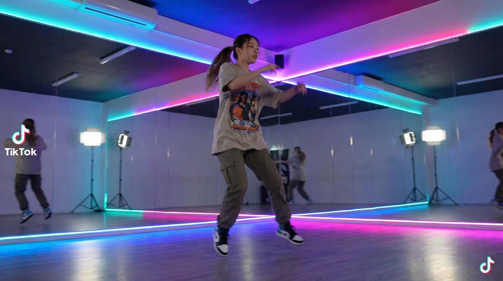 果冻传媒美少女写真视频